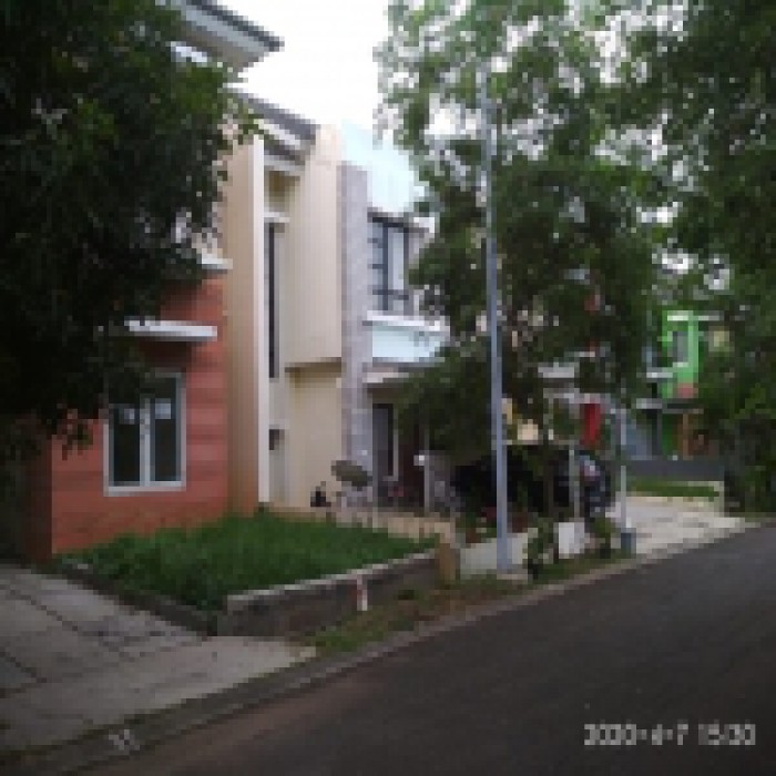 Dijual Rumah di Cluster Fresno